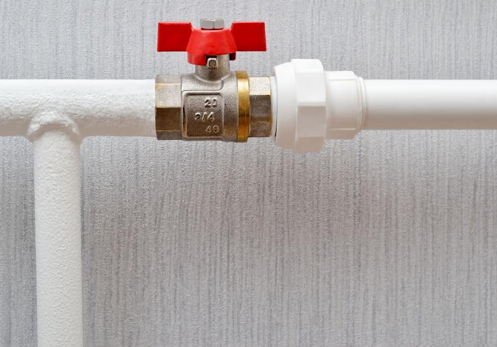 Why metal and PVC pipes need special care when connecting