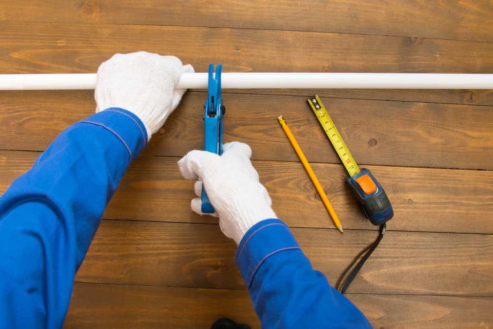 best way to cut pvc pipe