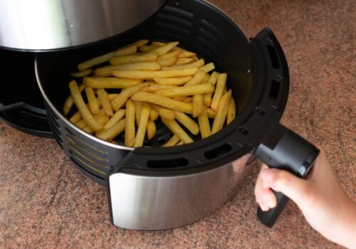 Power Air Fryer Fan Is Not Working? (Reasons & Solutions)